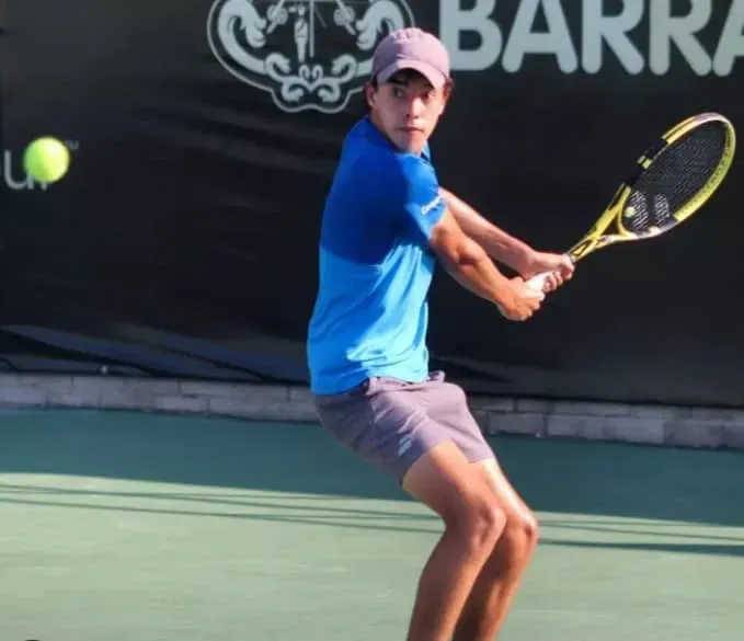 Laurel Springs’ Alejandro Arcila Wins International Boys’ 14s Jr. Orange Bowl Tennis Competition